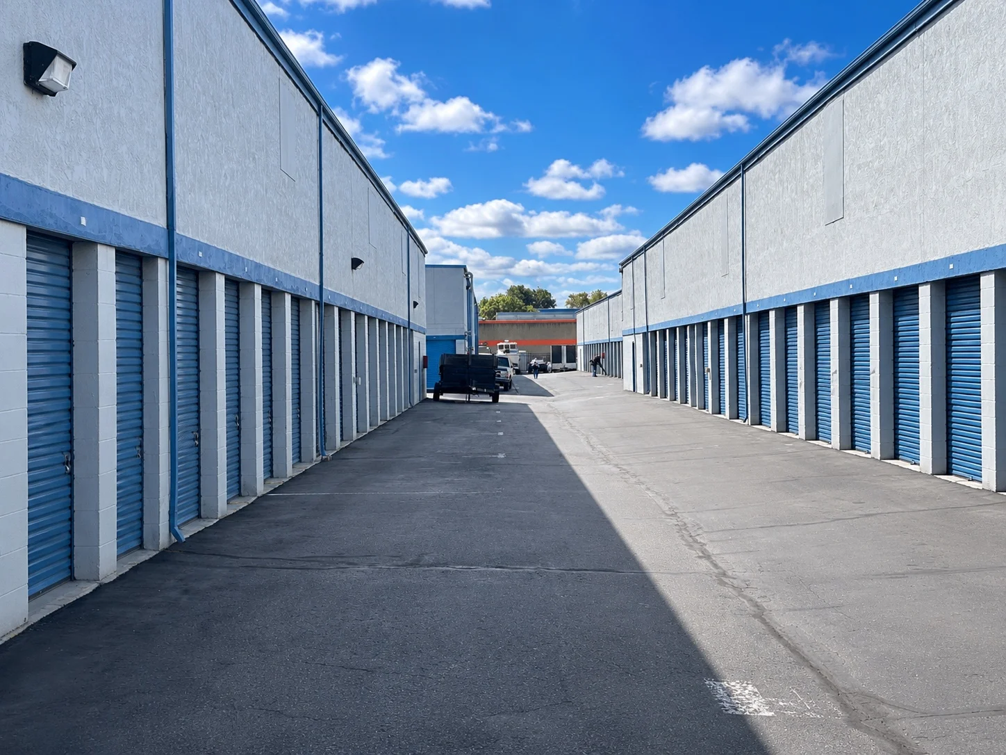 Wide drive aisle with clean storage units near Concord, CA
